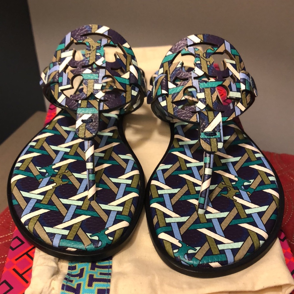 Tory Burch Miller Sandal Navy Basket-Weave Logo - Picture 6 of 10
